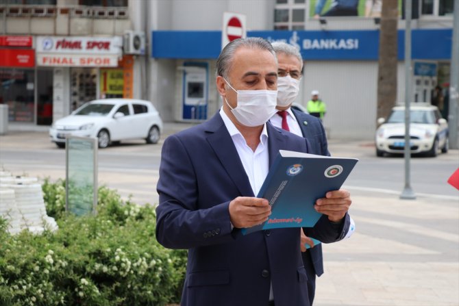 İzmir ve Denizli'de sosyal mesafeli 1 Mayıs açıklaması