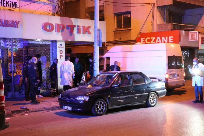 İzmir'de silahlı gasp sonucu bir kişi yaralandı