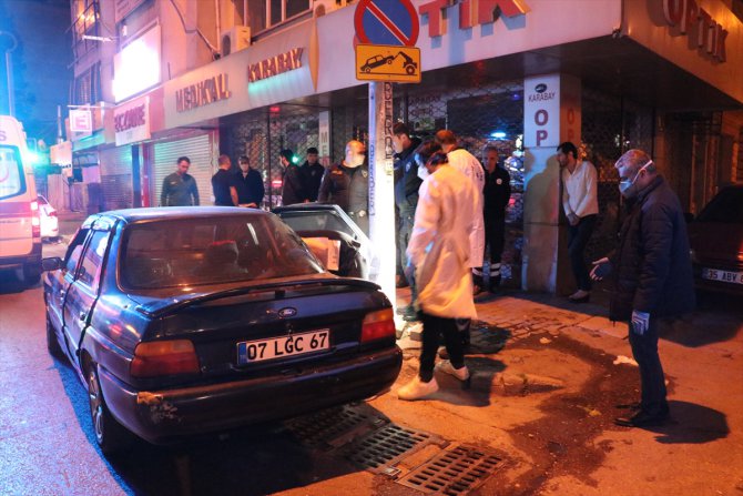 İzmir'de silahlı gasp sonucu bir kişi yaralandı