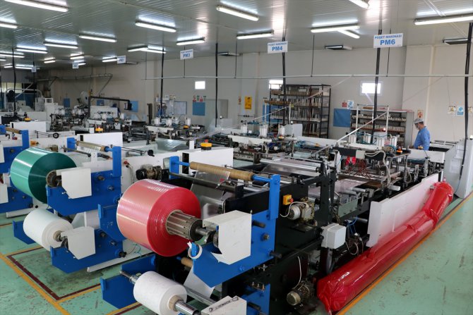 Mersin'deki firma, Kovid-19 test cihazlarının atık ambalajını üretiyor