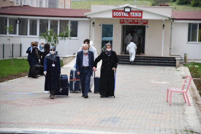 Tokat'ta karantina süresi dolan 349 kişi evlerine gönderildi