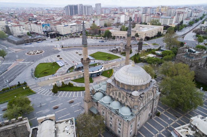 Türkiye'nin "sessizleşen meydanları" drone ile görüntülendi