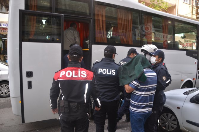Kahramanmaraş'ta kahvehanede oyun oynayan 13 kişi yakalandı
