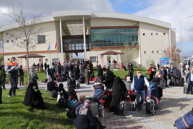 Yozgat'ta karantina süresi dolan 313 kişi evlerine gönderildi