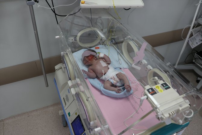 Gaziantep'te çöpte bulunduğu iddia edilen bebek tedavi altına alındı