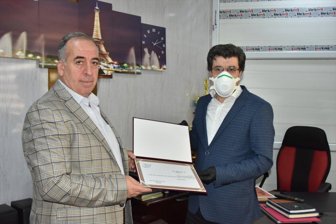 Irak'ta Duhok Gazeteciler Sendikasından AA'ya başarı belgesi