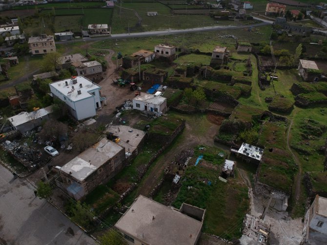Nevşehir'de karantinadaki köy drone ile denetleniyor