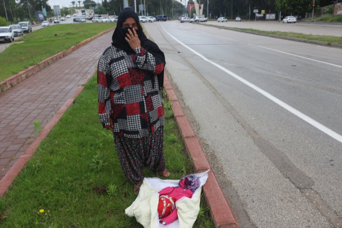 Adana'da bez parçalarına kundakta bebek süsü vererek dilenen kadına para cezası