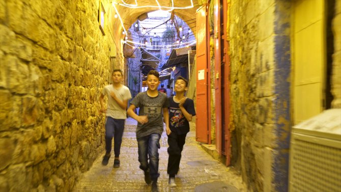 "Kudüs'ün Işıkları" belgeselinden dijital prömiyer