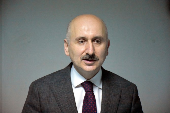 Ulaştırma ve Altyapı Bakanı Adil Karaismailoğlu, Bilecik'te işçilerle iftar yaptı