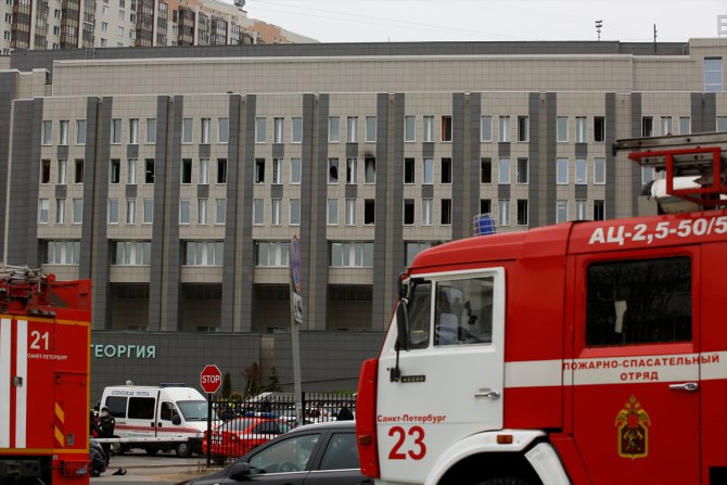 Rusya'da Kovid-19 hastalarının tedavi gördüğü hastanede yangın: 5 ölü
