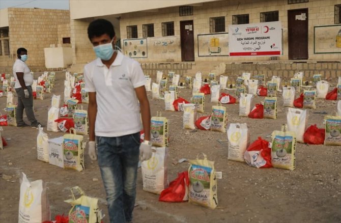 Türk Kızılay, Yemen'de 3 bin 500 gıda kolisi dağıttı