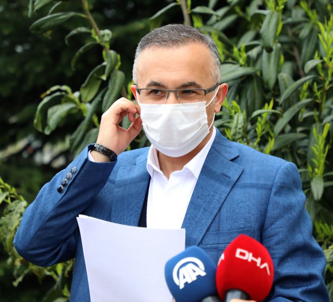 Rize Valisi Çeber: "Maskesiz sokağa çıkmayı yasakladık"