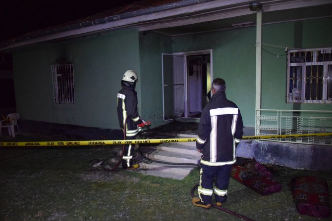 Konya'da evde çıkan yangında bir kişi yaralandı