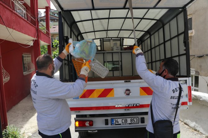 Beykoz'da "atık taksi"ler evlerden atık toplamaya başladı