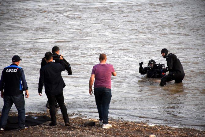 Muş'ta nehirde kaybolan gencin cansız bedenine ulaşıldı