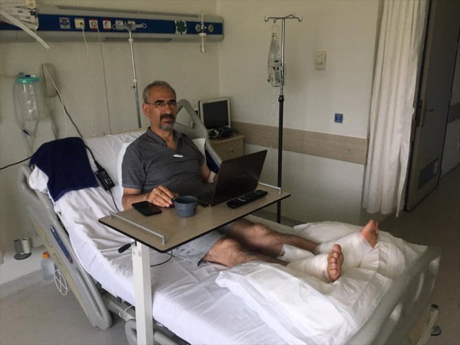 Denizli'de termal suya düşen profesör yaralandı