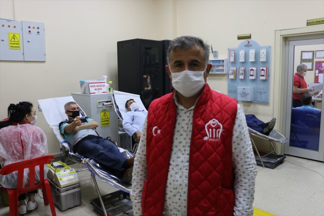 Siirt'te şehit yakınlarından kan bağışı kampanyasına destek