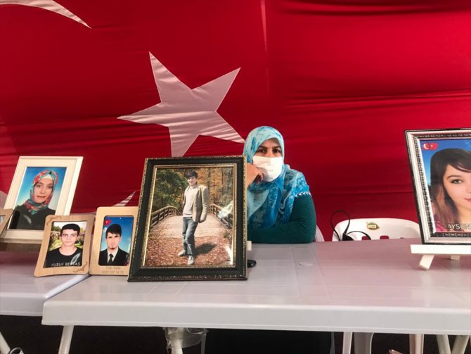 Diyarbakır annesi Küçükdağ: "Türkiye'ye sesleniyorum, Kadir Gecesi'nde çocuklarımıza kavuşmamız için dua etsinler"