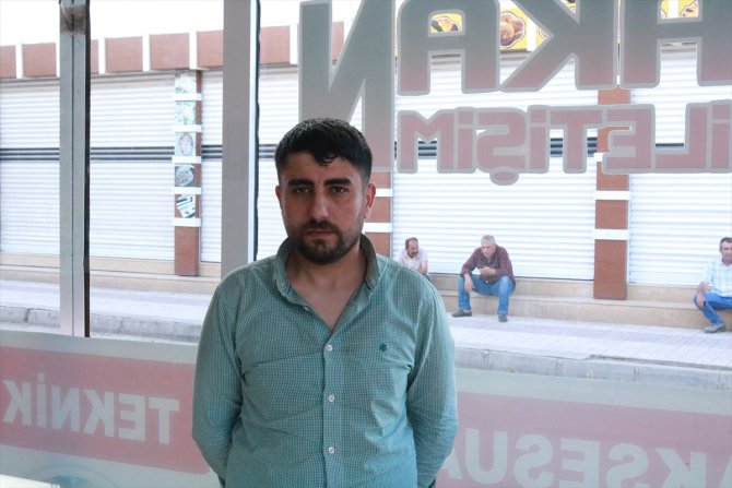 Diyarbakır'da bir iş yerinden hırsızlık anı kameraya yansıdı