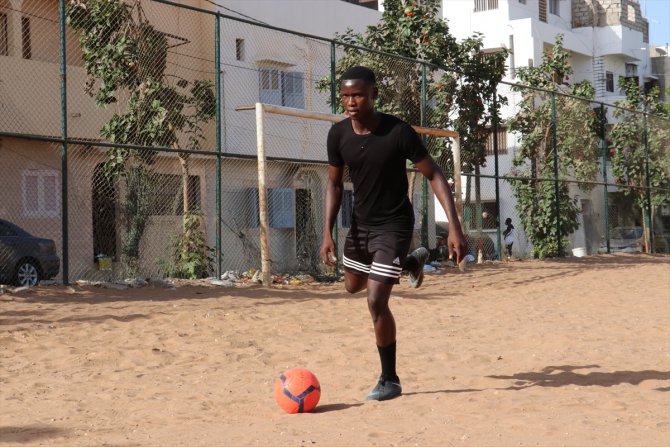 Senegalli genç yetenek Muhammed Sow, Türkiye'de futbol oynayarak kariyerini taçlandırmak istiyor