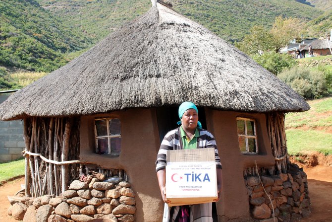 TİKA’dan Lesotho'da 700 aileye gıda yardımı