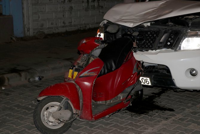 Muğla'da kamyonetin çarptığı motosiklet sürücüsü ağır yaralandı