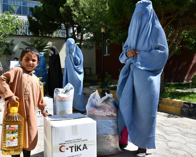 TİKA'dan Afganistan'da ihtiyaç sahibi ailelere 40 ton gıda yardımı