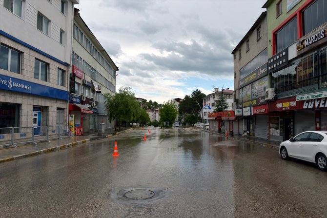Doğu Anadolu'da Ramazan Bayramı'nın ilk günü sokaklar boş kaldı