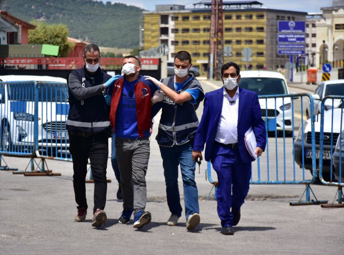 Gaziantep'te 5 kişiyi alıkoyup silahlı gasp yapan zanlı yakalandı