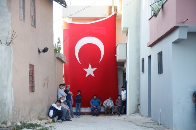 Hakkari'de şehit olan Piyade Er Mehmet Günay'ın ailesine şehadet haberi verildi