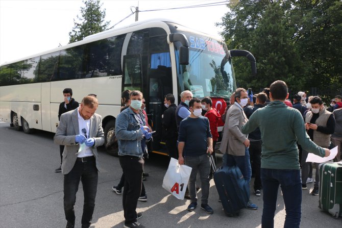 Kuzey Makedonya'daki Türk vatandaşları yurda dönüyor