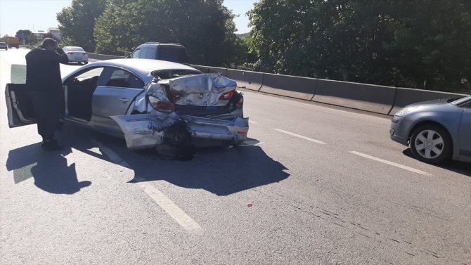 Samsun'da kamyonet ile otomobil çarpıştı: 3 yaralı