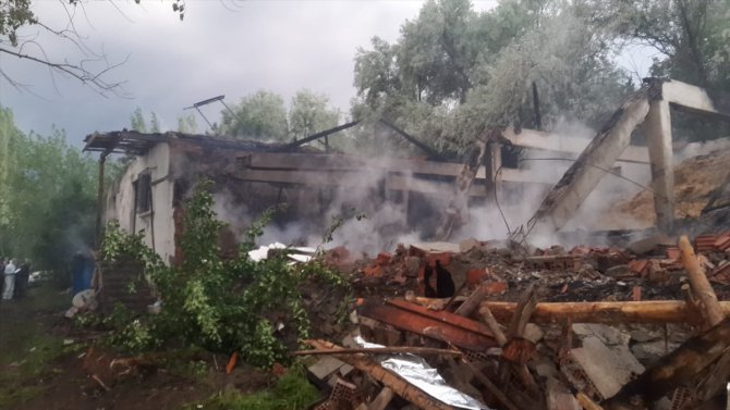 Tokat'ta bir evde çıkan yangında 1 kişi öldü