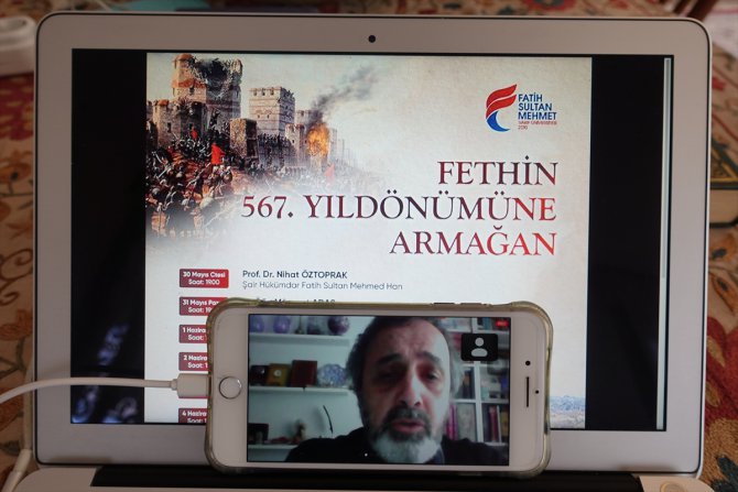 "Fatih Sultan Mehmed, divan sahibi sultan şairlerin ilkidir"