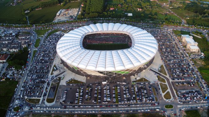 Sakarya'da "Yaşayan Stadyum" yeni dönemde sporcuları ağırlamak için bekliyor