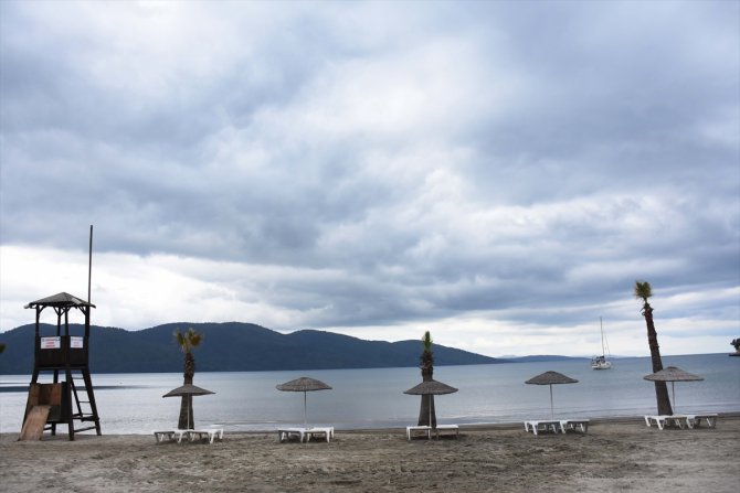 "Sakin Kent" Akyaka'nın dünyaca ünlü sahili yeni döneme hazırlandı