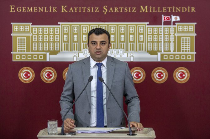 HDP'li Ömer Öcalan, Şanlıurfalı fıstık üreticilerine destek istedi