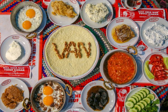 "Kahvaltının başkenti" Van'da "Dünya Kahvaltı Günü" hazırlığı