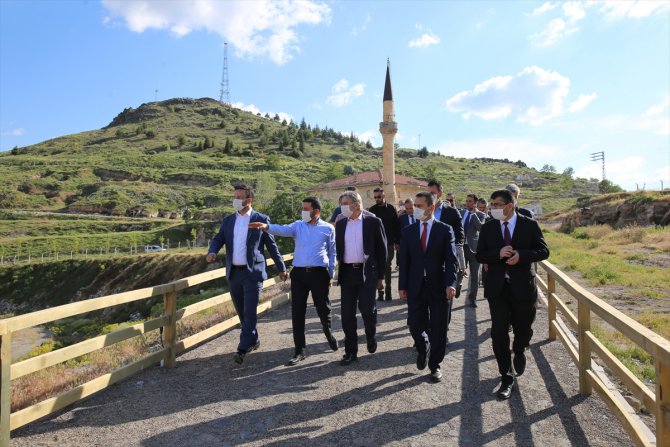 Kültür ve Turizm Bakan Yardımcısı Demircan, Kapadokya'da incelemede bulundu