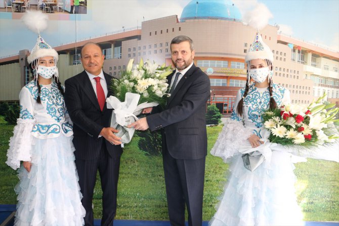 Ahmet Yesevi Üniversitesi Mütevelli Heyet Başkanlığında devir teslim töreni yapıldı