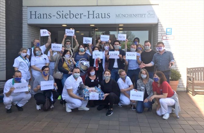 Almanya'da Allach Camisi Derneği, huzurevi çalışanları için maske hazırladı