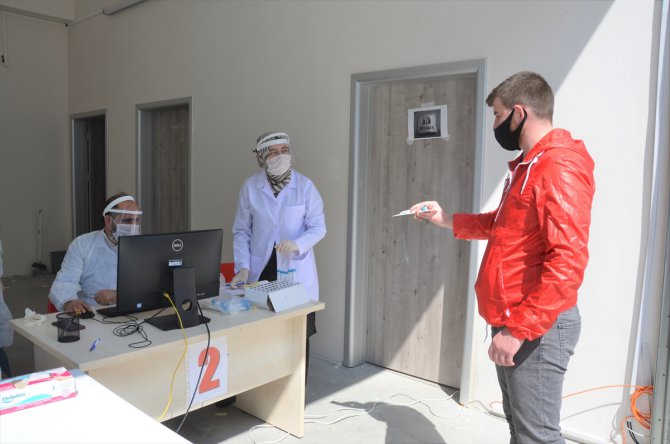 Bursa'da asker adaylarına koronavirüs testi