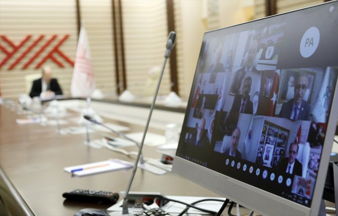 YÖK Başkanı Saraç, Doğu Karadeniz Projesi Bölgesi'ndeki rektörlerle görüştü
