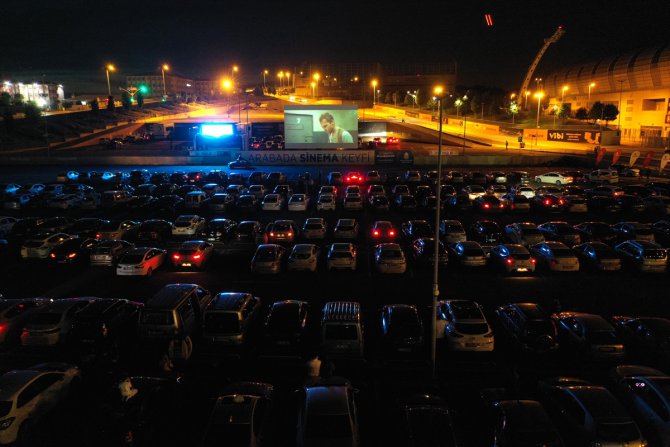 Başakşehir'de "Arabada Sinema" etkinliği
