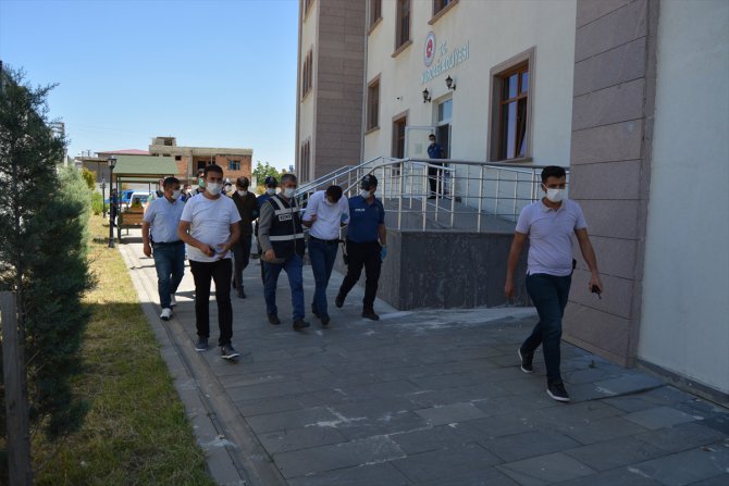 Gaziantep'te "torbacı" operasyonunda gözaltına alınan 16 zanlıdan 9'u tutuklandı
