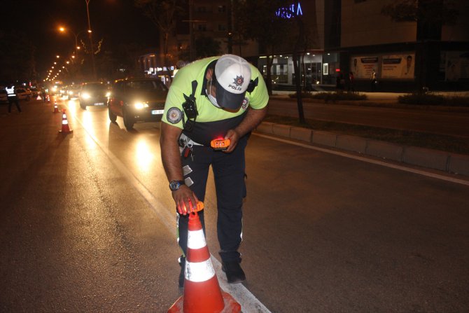 Adana'da 2 bin 500 polisin katılımıyla asayiş uygulaması yapıldı