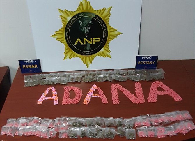 Adana'da evinde EYP, silah ve uyuşturucu bulunan zanlı tutuklandı