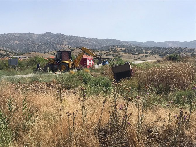 Aydın'da devrilen kamyonun kasasındaki 2 tarım işçisi öldü, 8 kişi yaralandı