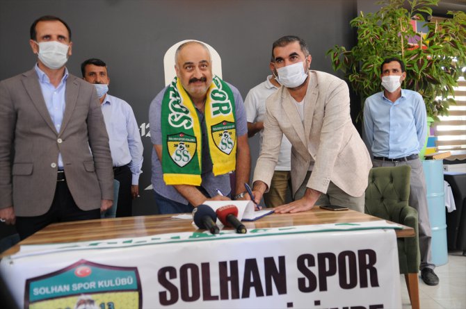 Solhanspor Erkek Voleybol Takımı'nın yeni antrenörü Ahmet Reşat Arığ oldu